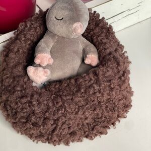 Jellycat “hibernating mole” NWT